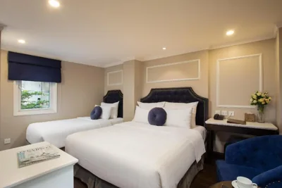 Deluxe-Familienzimmer mit Verbindungstür — Flora Centre Hotel & Spa